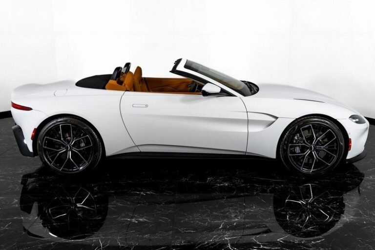 2021 Aston Martin Vantage For Sale - CashForExotics.com
