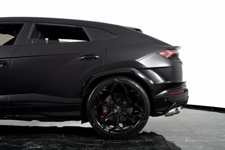 2023 Lamborghini Urus Performante For Sale - CashForExotics.com